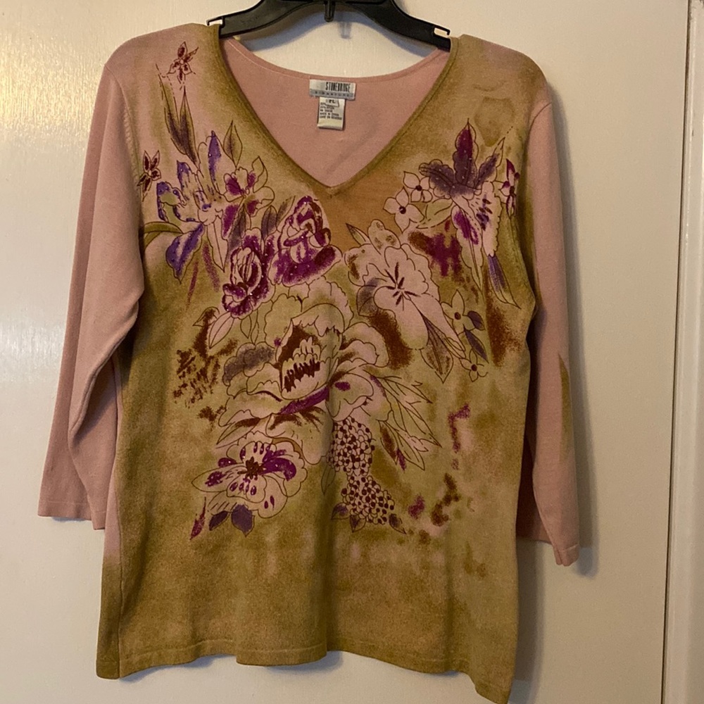 Ladies lightweight sweater.